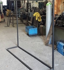 ARREDO NEGOZIO ABBIGLIAMENTO